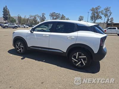 2025 Nissan Kicks SV - zdjęcie 6 z 34 - miniatura