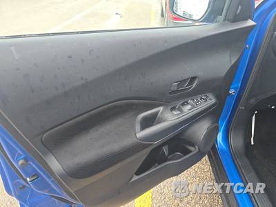 2024 Nissan Kicks S - zdjęcie 9 z 25 - miniatura