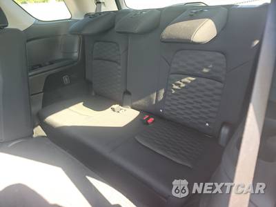 2026 Nissan Pathfinder S - zdjęcie 13 z 18 - miniatura