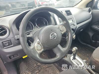 2014 Nissan Versa SV - zdjęcie 10 z 33 - miniatura