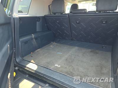 2011 Toyota FJ Cruiser w/Rear Doors - zdjęcie 16 z 35 - miniatura