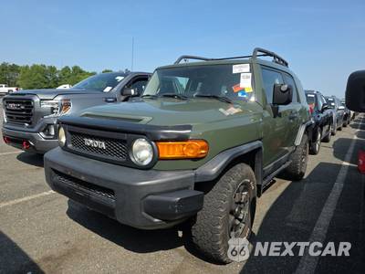 2011 Toyota FJ Cruiser w/Rear Doors