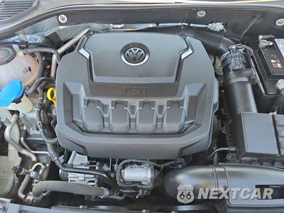 2020 Volkswagen Passat 2.0T SE - zdjęcie 15 z 38 - miniatura