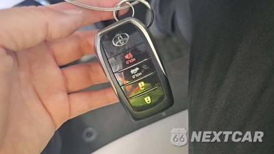 2018 Toyota Mirai - zdjęcie 17 z 28 - miniatura