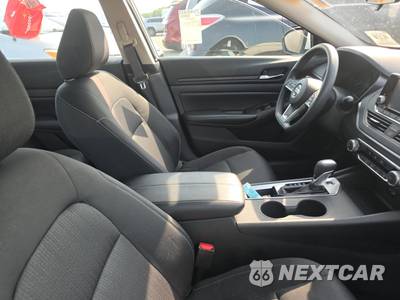 2022 Nissan Altima S - zdjęcie 8 z 25 - miniatura