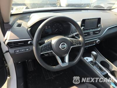 2022 Nissan Altima S - zdjęcie 10 z 25 - miniatura