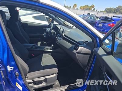 2018 Toyota C-HR XLE Premium - zdjęcie 8 z 26 - miniatura