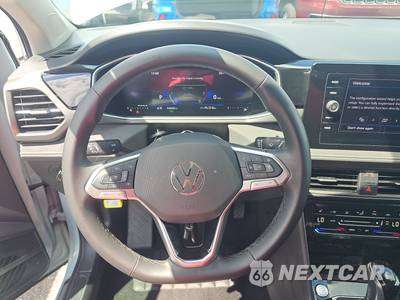 2025 Volkswagen Taos SE Black - zdjęcie 10 z 18 - miniatura