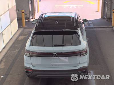 2025 Volkswagen Taos SE Black - zdjęcie 5 z 18 - miniatura
