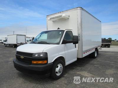 2024 Chevrolet Express 3500 Cutaway 1WT DRW - zdjęcie 7 z 30 - miniatura