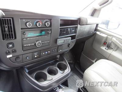 2024 Chevrolet Express 3500 Cutaway 1WT DRW - zdjęcie 27 z 30 - miniatura