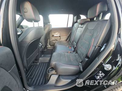 2022 Mercedes-Benz AMG GLB 35 4MATIC - zdjęcie 13 z 23 - miniatura
