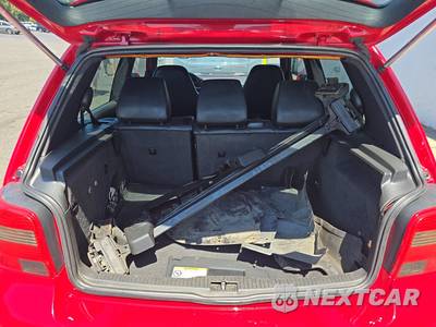 2004 Volkswagen Golf R32 - zdjęcie 16 z 56 - miniatura