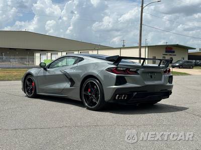 2022 Chevrolet Corvette Stingray Coupe 1LT - zdjęcie 8 z 27 - miniatura