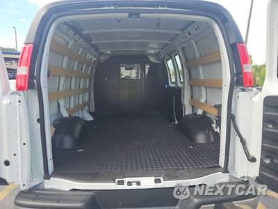 2025 GMC Savana 2500 Cargo Van 1WT 135.0" WB - zdjęcie 15 z 23 - miniatura
