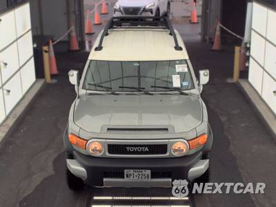 2011 Toyota FJ Cruiser w/Rear Doors - zdjęcie 2 z 28 - miniatura