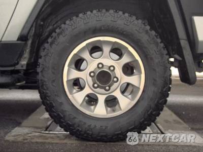 2011 Toyota FJ Cruiser w/Rear Doors - zdjęcie 12 z 28 - miniatura