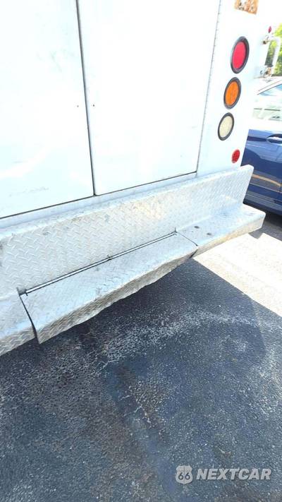 2016 Mercedes-Benz Sprinter 3500 Cab Chassis DRW - zdjęcie 17 z 22 - miniatura