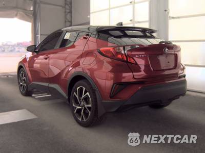 2020 Toyota C-HR XLE - zdjęcie 6 z 22 - miniatura