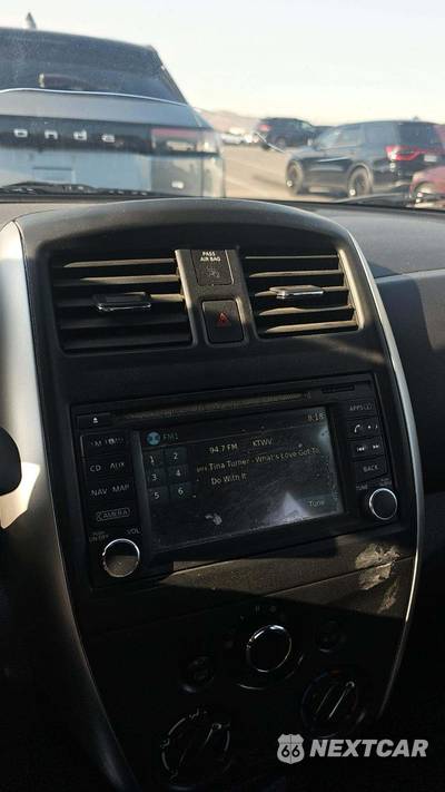 2015 Nissan Versa SL - zdjęcie 37 z 61 - miniatura