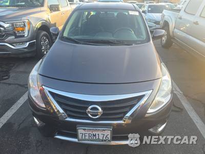 2015 Nissan Versa SL - zdjęcie 2 z 61 - miniatura