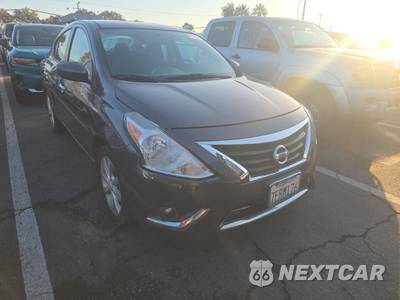 2015 Nissan Versa SL - zdjęcie 3 z 61 - miniatura