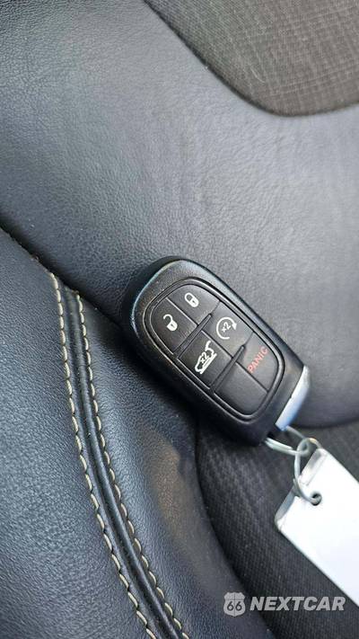 2018 Jeep Cherokee Latitude Plus - zdjęcie 24 z 30 - miniatura
