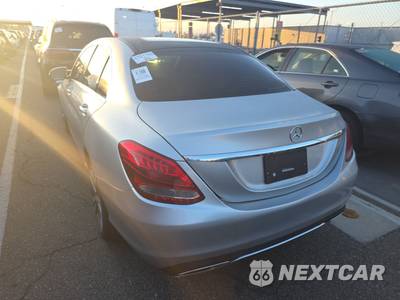 2015 Mercedes-Benz C 300 Sedan - zdjęcie 5 z 27 - miniatura