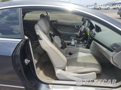 2010 Mercedes-Benz E 550 Coupe - zdjęcie 8 z 18 - miniatura