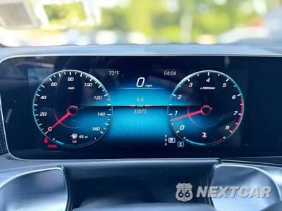 2020 Mercedes-Benz GLB 250 4MATIC - zdjęcie 12 z 39 - miniatura