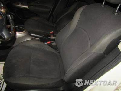 2011 Nissan JUKE SV - zdjęcie 10 z 21 - miniatura