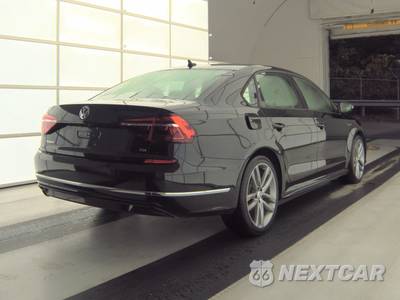 2018 Volkswagen Passat 2.0T R-Line - zdjęcie 4 z 35 - miniatura