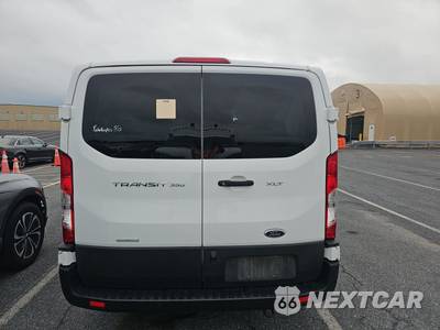 2025 Ford Transit Passenger Van XLT Low Roof 148.0" WB - zdjęcie 5 z 75 - miniatura