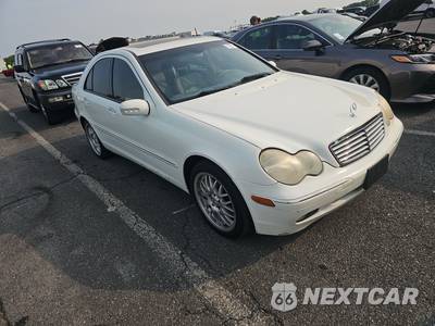 2004 Mercedes-Benz C 240 4MATIC Sedan - zdjęcie 3 z 31 - miniatura