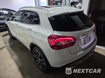 2017 Mercedes-Benz GLA 250 4MATIC - zdjęcie 6 z 23 - miniatura