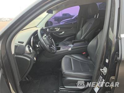 2021 Mercedes-Benz GLC 300 - zdjęcie 7 z 36 - miniatura