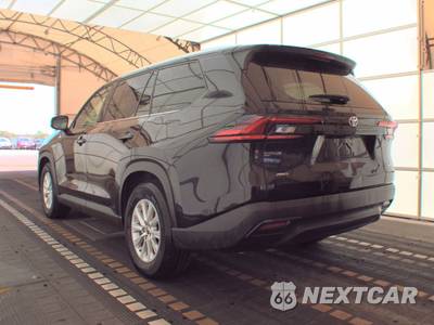 2025 Toyota Grand Highlander XLE - zdjęcie 6 z 28 - miniatura