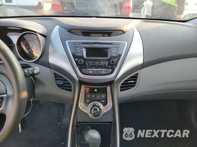 2013 Hyundai Elantra Coupe GS - zdjęcie 11 z 21 - miniatura