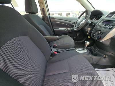 2018 Nissan Versa Sedan SV - zdjęcie 8 z 35 - miniatura