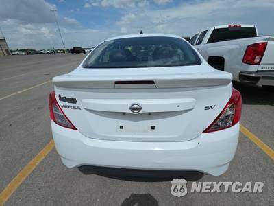 2018 Nissan Versa Sedan SV - zdjęcie 5 z 35 - miniatura