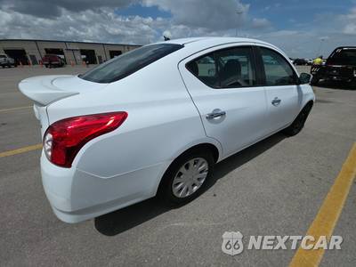 2018 Nissan Versa Sedan SV - zdjęcie 4 z 35 - miniatura
