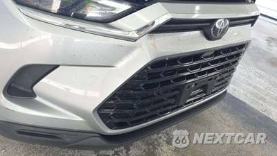 2025 Toyota Grand Highlander XLE - zdjęcie 35 z 36 - miniatura