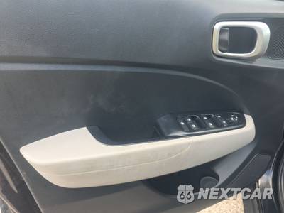2021 Hyundai Venue SEL - zdjęcie 9 z 21 - miniatura