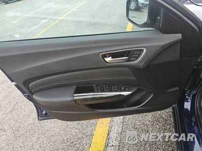 2020 Acura TLX - zdjęcie 9 z 19 - miniatura