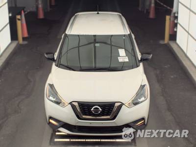 2019 Nissan Kicks SR - zdjęcie 2 z 20 - miniatura