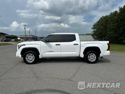2023 Toyota Tundra SR5 Crew Cab Short Bed - zdjęcie 8 z 34 - miniatura