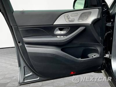 2025 Mercedes-Benz GLS 450 4MATIC - zdjęcie 19 z 35 - miniatura