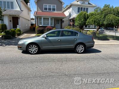 2006 Volkswagen Passat Sedan 3.6L - zdjęcie 1 z 17 - miniatura