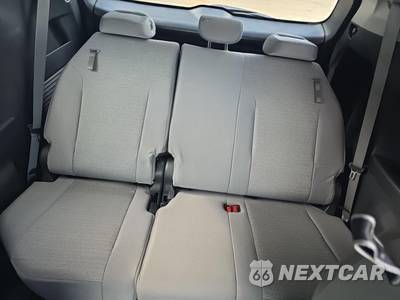 2025 Toyota Sienna LE 8-Passenger 120.5" WB - zdjęcie 17 z 22 - miniatura