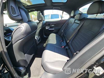 2025 Mercedes-Benz C 300 - zdjęcie 13 z 27 - miniatura